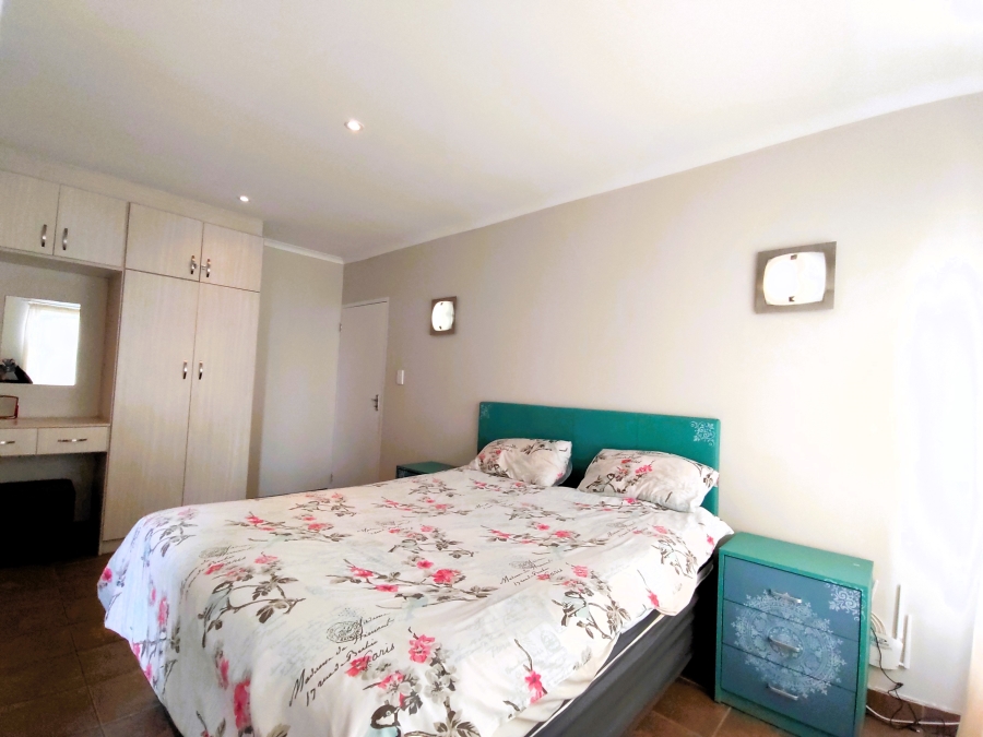 To Let 3 Bedroom Property for Rent in Shelley Point Western Cape